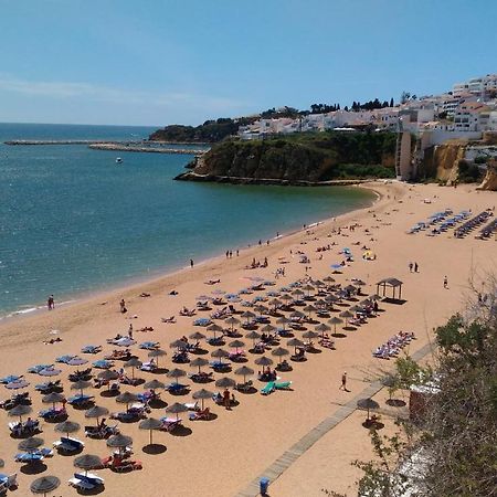 Albufeira Tradicional Beach Apartment Luaran gambar