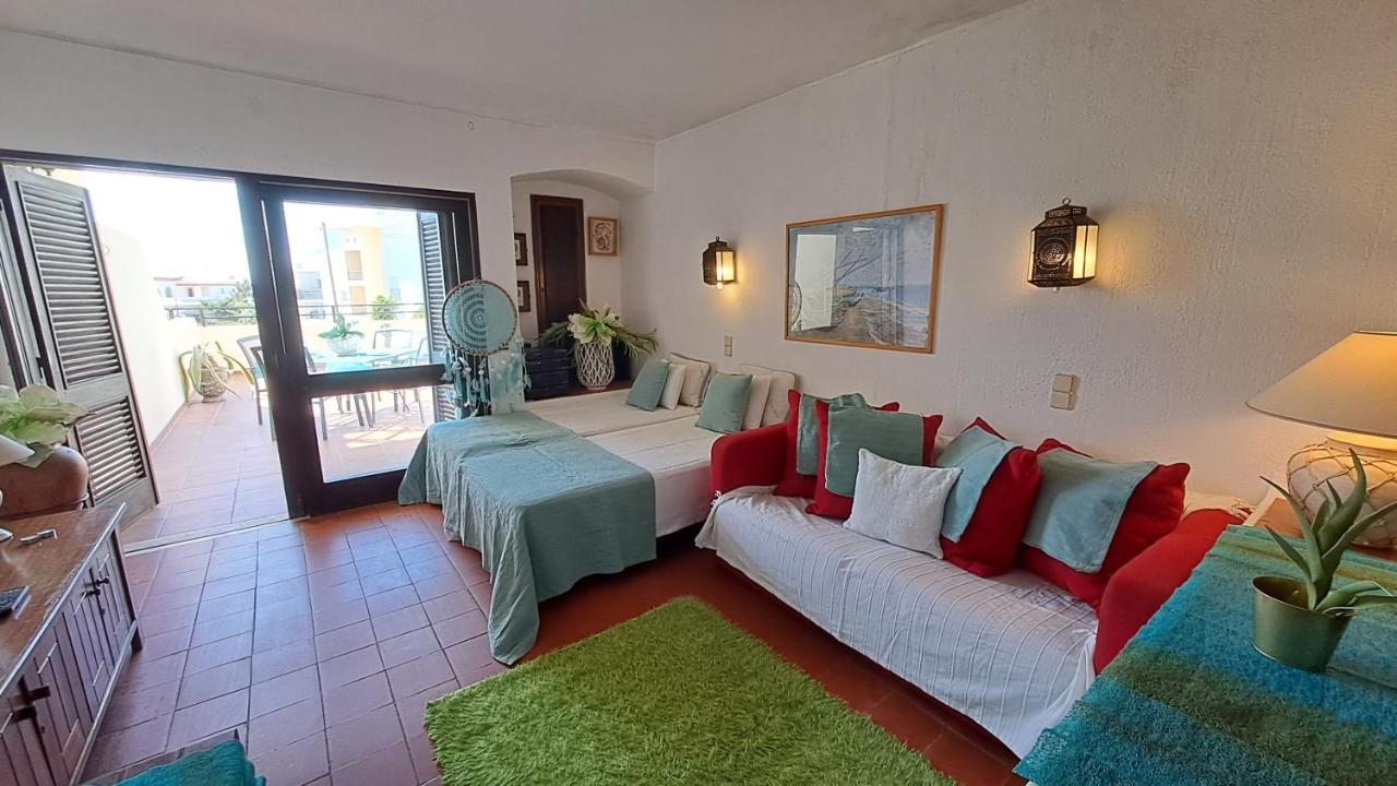 Albufeira Tradicional Beach Apartment Luaran gambar